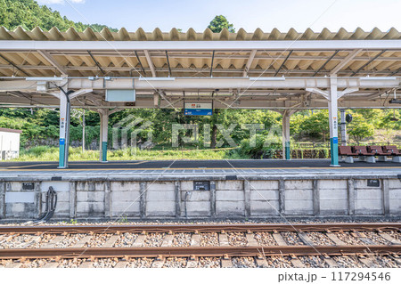 ［SI31］吾野駅 ホーム［池袋線］[西武秩父線] 117294546