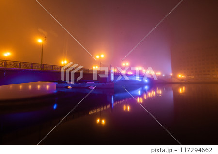 【北海道_釧路_弊舞橋】釧路の夜・霧のヌサマイ橋 117294662
