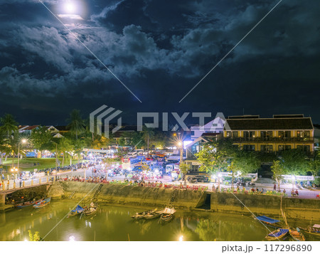 ベトナム・ホイアンの夜景 / Hoi An, Vietnam 117296890