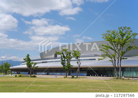 四日市市総合体育館 117297566