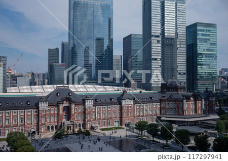 東京駅の駅前広場 東京駅の駅前広場 117297941