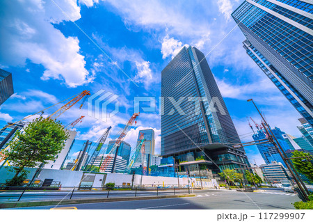 日本の東京都市景観　大手町二丁目常盤橋地区第一種市街地再開発事業や常盤橋タワーなどを望む＝11日 117299907