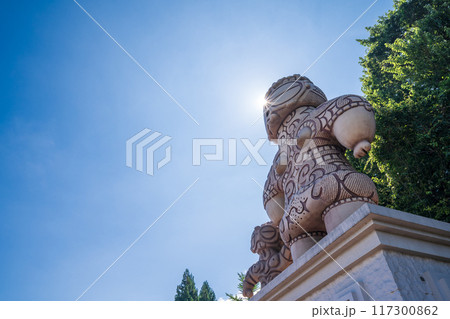 「青森県」 新緑の八戸公園の風景 117300862