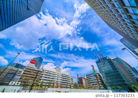 日本の東京都市景観 東京・八重洲。呉服橋交差点、八重洲一丁目北地区再開発や日本橋一丁目の再開発など 日本の東京都市景観 東京・八重洲。呉服橋交差点、八重洲一丁目北地区再開発や日本橋一丁目の再開発など 117303233