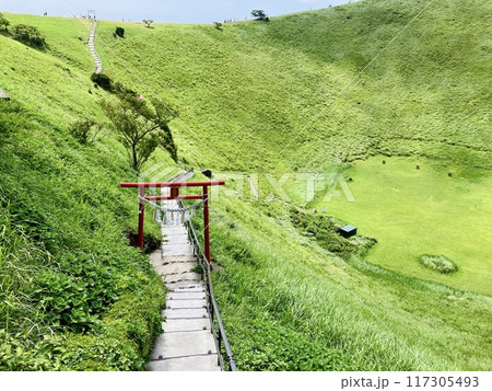 大室山の山頂から見た景色_静岡県伊東市_大室山浅間神社 117305493