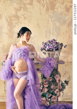 妊婦 マタニティフォト 117312287