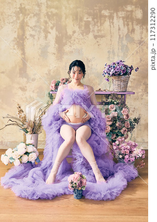 妊婦 マタニティフォト 117312290