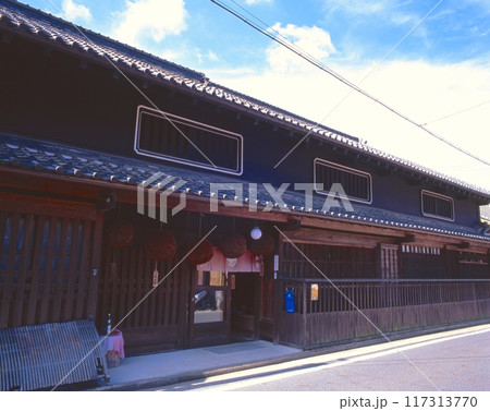奈良、宇陀松山の城下町、久保酒造(明治からの酒屋)/「国指定重要伝統的建造物群保存地区」 奈良、宇陀松山の城下町、久保酒造(明治からの酒屋)/「国指定重要伝統的建造物群保存地区」 117313770
