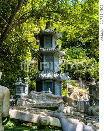 View of Marble Mountain cave and temple in Da Nang, Vietnam View of Marble Mountain cave and temple in Da Nang, Vietnam 117314503