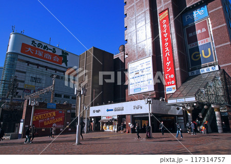 西武新宿駅　pepe前広場 117314757