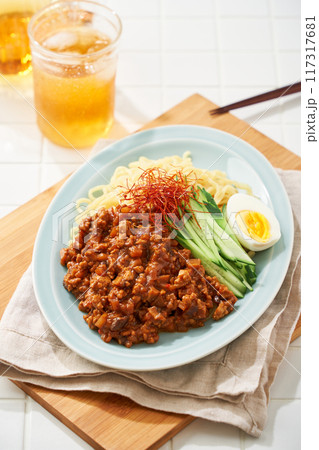 ジャージャー麺 ジャージャー麺 117317681