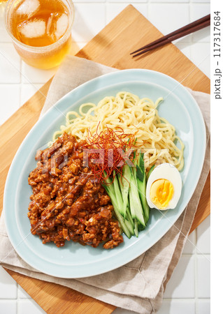 ジャージャー麺 117317684