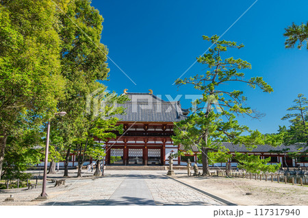 東大寺参道　中門 117317940