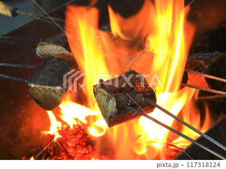 鰹のたたき（藁焼き・高知・郷土料理） 117318124