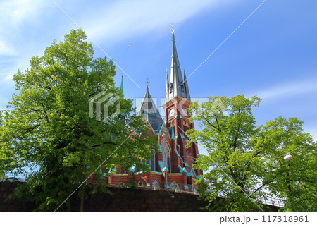 北欧スウェーデンの第2の都市ヨーテボリ(イェーテボリ) カラフルなオスカーフレドリック教会 北欧スウェーデンの第2の都市ヨーテボリ(イェーテボリ) カラフルなオスカーフレドリック教会 117318961