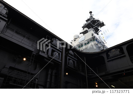 護衛艦かが（改修前） 117323771