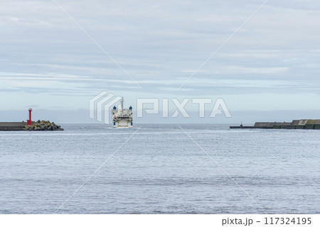 北海道と礼文島を結ぶ離島フェリー 北海道と礼文島を結ぶ離島フェリー 117324195
