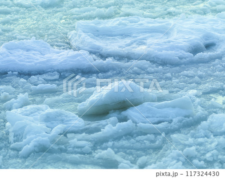 流氷の表面 117324430