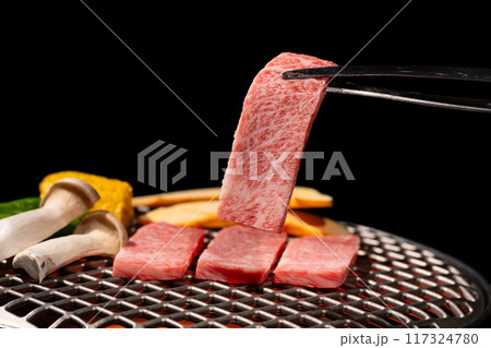 焼肉 炭火焼き 焼肉 炭火焼き 117324780