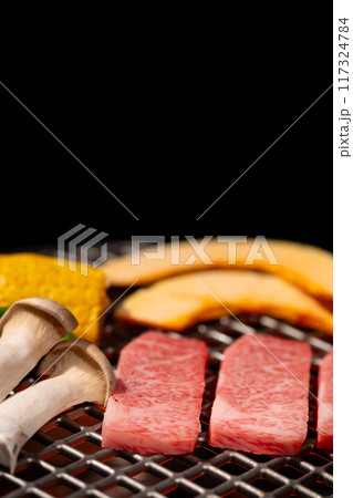 焼肉 炭火焼き 焼肉 炭火焼き 117324784