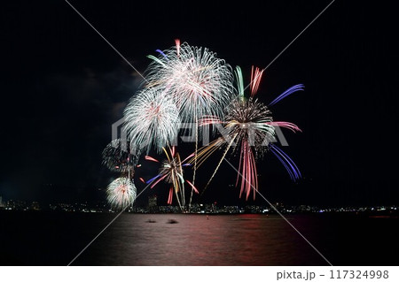 びわ湖の夏の風物詩 びわ湖大花火大会 117324998