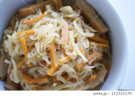 切り干し大根と人参の煮物 切り干し大根と人参の煮物 117325170