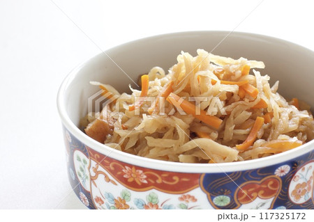 切り干し大根と人参の煮物 117325172