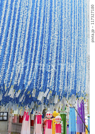 七夕祭り　仙台七夕　七夕 117327180