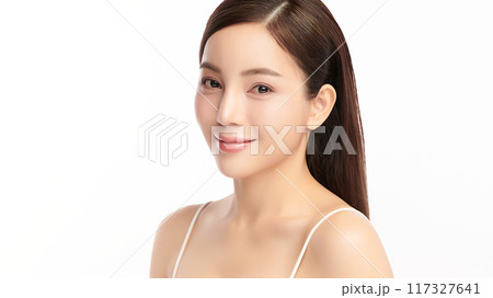 Beautiful young asian woman with clean fresh skin on white background, Face care, Facial treatment, Cosmetology, beauty and spa, Asian women portrait. 117327641