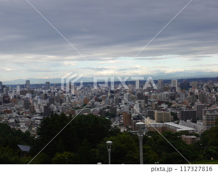 旭山記念公園からみた札幌の街並み(北海道札幌市) 旭山記念公園からみた札幌の街並み(北海道札幌市) 117327816