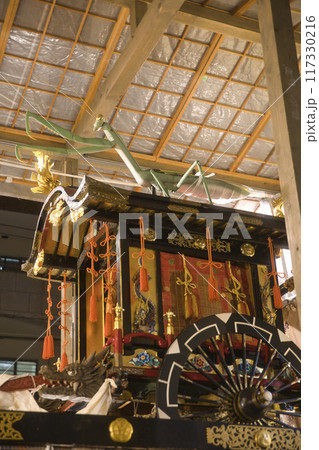 祇園祭　蟷螂山　御所車とカマキリ6 117330216