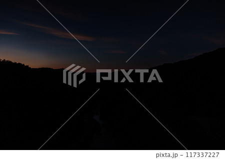 奈良市東端にある布目ダムの風景 渓谷側の夕空と布目川 三脚固定インターバル撮影日没前から夜空#104 奈良市東端にある布目ダムの風景 渓谷側の夕空と布目川 三脚固定インターバル撮影日没前から夜空#104 117337227