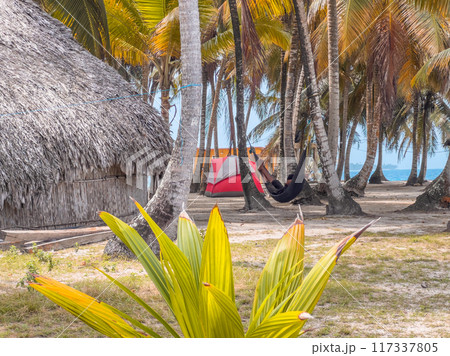 San Blas islands in Panama, tropical beach San Blas islands in Panama, tropical beach 117337805