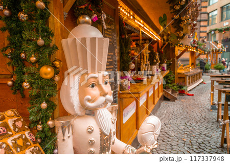 Bonn Christmas market in Germany in 2023 117337948