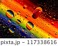 ガラスについた水滴 117338616