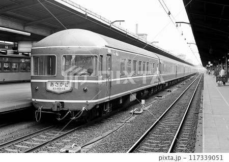 国鉄　鉄道　列車　20系　あさかぜ　寝台　ホテル　大阪　1979 117339051
