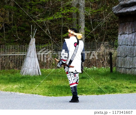 ウポポイ 117341607