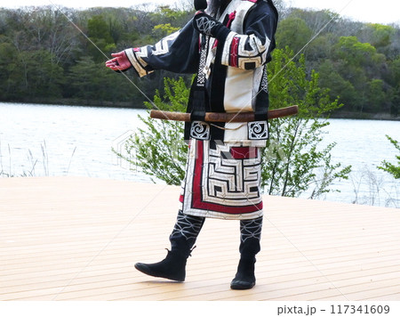 ウポポイ 117341609