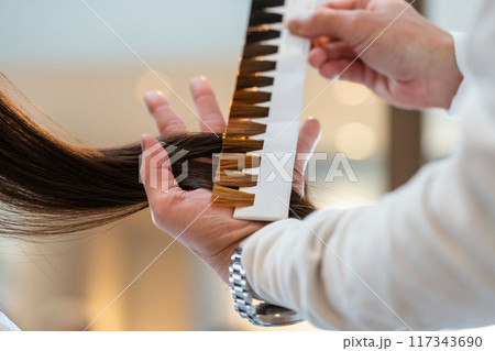 beauty parlor 117343690