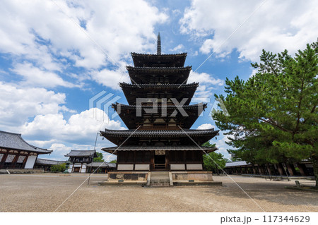 【法隆寺】奈良の法隆寺　五重塔 117344629