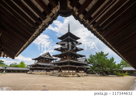 法隆寺】奈良の法隆寺 五重塔の写真素材 [117344632] - PIXTA