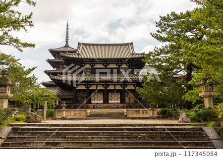 【法隆寺】奈良の法隆寺 中門 【法隆寺】奈良の法隆寺 中門 117345084