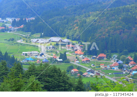 展望台から見た風景　「奥会津昭和の森キャンプ場」 117345424