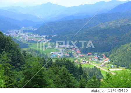 展望台から見た風景　「奥会津昭和の森キャンプ場」 117345439