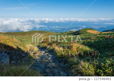 秋の鳥海山登山:象潟口コース 秋の鳥海山登山:象潟口コース 117346461