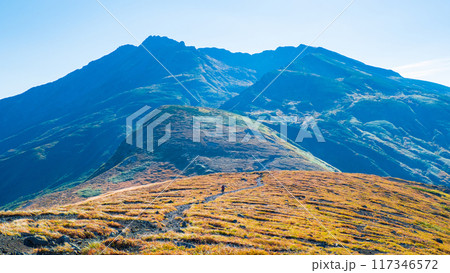 秋の鳥海山登山:扇子森~御田ヶ原 秋の鳥海山登山:扇子森~御田ヶ原 117346572