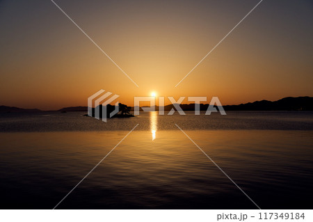 宍道湖の夕日 117349184