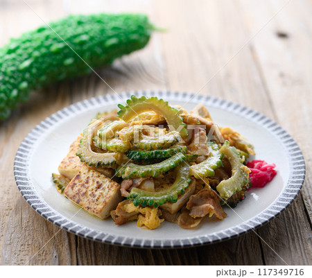 沖縄料理 ゴーヤチャンプルー 沖縄料理 ゴーヤチャンプルー 117349716