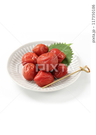 梅干し(紫蘇漬け) 117350186
