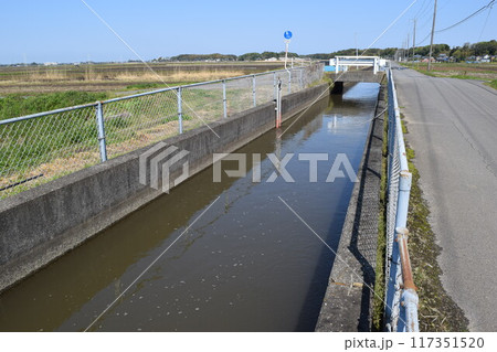 農業用水路兼排水路 茨城県 117351520